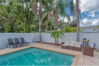 13834 Cherry Creek Drive, Tampa, FL 33618 - Photo 47