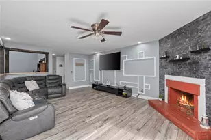 13834 Cherry Creek Dr, Tampa, FL 33618 - Photo 21