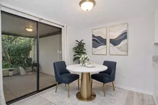 13902 Bardmoor Pl, Tampa, FL 33618 - Photo 7