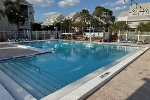 6916 Stonesthrow Cir N, Saint Petersburg, FL 33710 - Photo 17