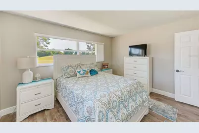 7195 Augusta Boulevard, Seminole, FL 33777 - Photo 21