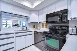 2616 Cove Cay Dr, Clearwater, FL 33760 - Photo 15