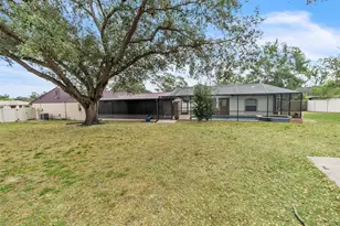 3509 King George Ln, Seffner, FL 33584 - Photo 33