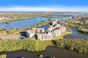 6495 Shoreline Dr, Saint Petersburg, FL 33708 - Photo 41