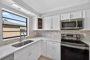 13601 Frigate Ct, Clearwater, FL 33762 - Photo 29