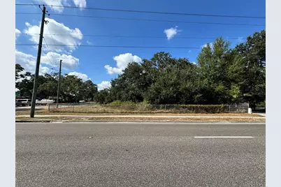 702 Westwood Drive, Brandon, FL 33511 - Photo 3