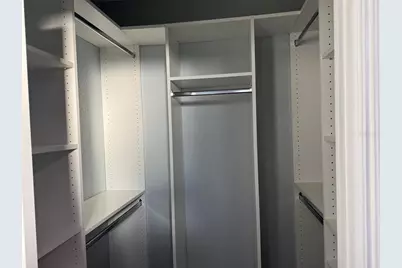 156 39th Avenue NE, Saint Petersburg, FL 33703 - Photo 7