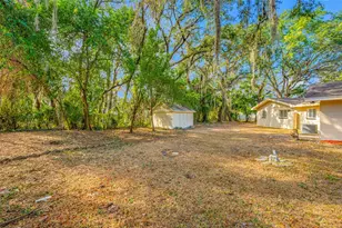 7601 Pine Hill Dr, Tampa, FL 33617 - Photo 33