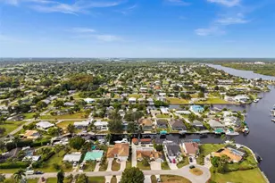 2129 W Tobago Cir, Fort Myers, FL 33905 - Photo 57