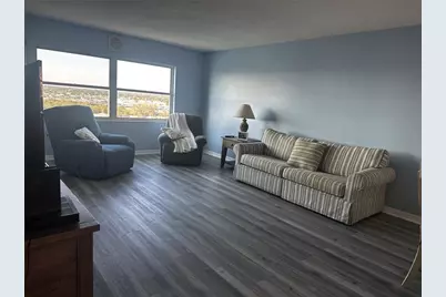 4725 Cove Circle #804, Saint Petersburg, FL 33708 - Photo 9