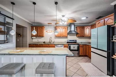 302 Whitcomb Boulevard, Tarpon Springs, FL 34689 - Photo 11