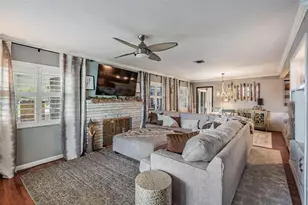 302 Whitcomb Blvd, Tarpon Springs, FL 34689 - Photo 5