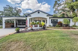 302 Whitcomb Blvd, Tarpon Springs, FL 34689 - Photo 5
