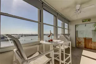 4775 Cove Cir, Saint Petersburg, FL 33708 - Photo 23