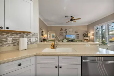 5130 Spectacular Bid Drive, Wesley Chapel, FL 33544 - Photo 25