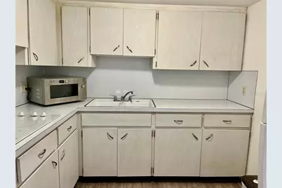 2457 Ecuadorian Way #51, Clearwater, FL 33763 - Photo 7