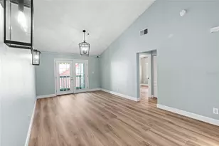 3002 W Cleveland St, Tampa, FL 33609 - Photo 11