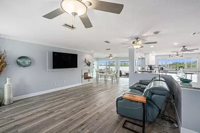 5694 Oakhurst Drive, Seminole, FL 33772 - Photo 21