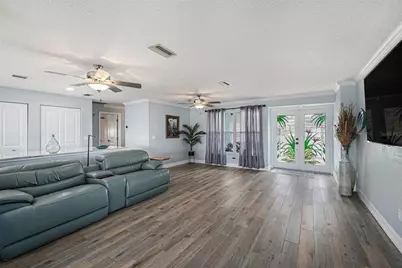 5694 Oakhurst Drive, Seminole, FL 33772 - Photo 27