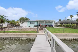 5694 Oakhurst Dr, Seminole, FL 33772 - Photo 35