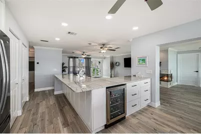 5694 Oakhurst Drive, Seminole, FL 33772 - Photo 13