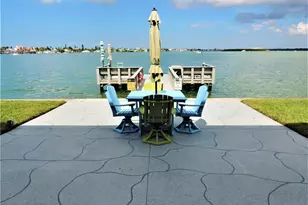 250 126th Ave, Treasure Island, FL 33706 - Photo 25