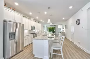 5566 Silver Sun Dr, Apollo Beach, FL 33572 - Photo 11