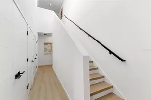 2104 4th St S, Saint Petersburg, FL 33705 - Photo 29