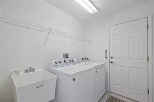 1133 Mystic Ct, Spring Hill, FL 34609 - Photo 25