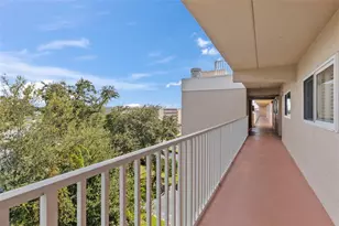 9510 Harbor Greens Way, Seminole, FL 33776 - Photo 35