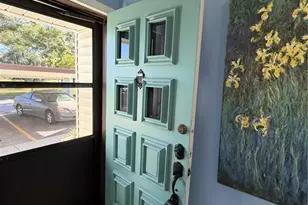 9224 Mission Oaks Blvd, Seminole, FL 33776 - Photo 3