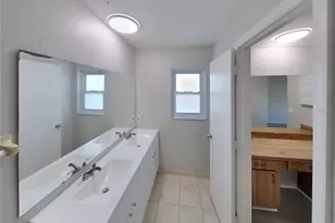[Address not provided], Sarasota, FL 34243 - Photo 9