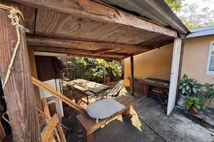 1025 NW 31st Ave, Miami, FL 33125 - Photo 29