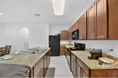 8850 Indigo Trail Loop, Riverview, FL 33578 - Photo 13