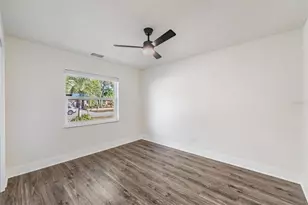 3366 Fox Hill Dr, Clearwater, FL 33761 - Photo 23