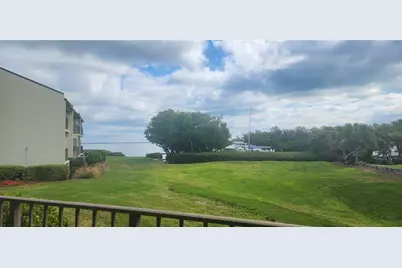 1515 Pinellas Bayway S #30, Saint Petersburg, FL 33715 - Photo 1