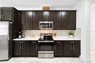 1619 Anastacia Ln, Sun City Center, FL 33573 - Photo 13