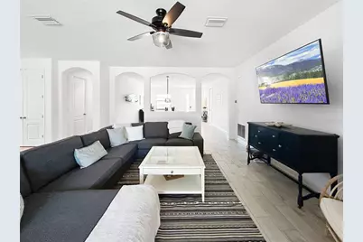 1619 Anastacia Lane, Sun City Center, FL 33573 - Photo 11