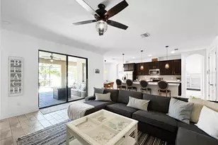 1619 Anastacia Ln, Sun City Center, FL 33573 - Photo 9