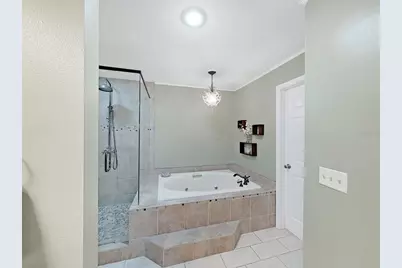 305 Running Horse Road, Seffner, FL 33584 - Photo 25