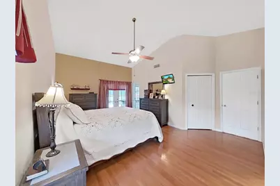 305 Running Horse Road, Seffner, FL 33584 - Photo 19