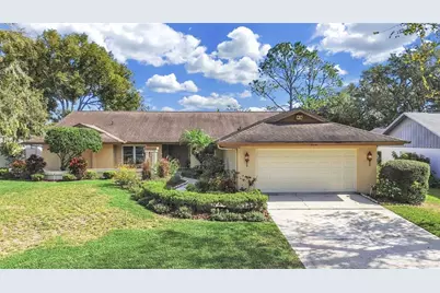305 Running Horse Road, Seffner, FL 33584 - Photo 1