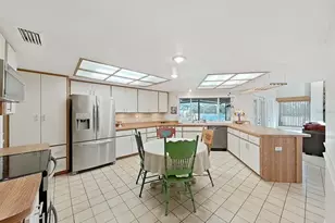 305 Running Horse Rd, Seffner, FL 33584 - Photo 35