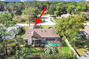 305 Running Horse Rd, Seffner, FL 33584 - Photo 9