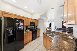 3773 42nd Ave N, Saint Petersburg, FL 33714 - Photo 5