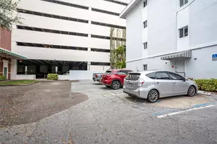 210 5th Ave S, Saint Petersburg, FL 33701 - Photo 21