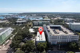 210 5th Ave S, Saint Petersburg, FL 33701 - Photo 29
