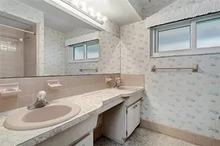 6733 14th Ave N, Saint Petersburg, FL 33710 - Photo 21