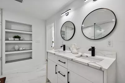 110 28th Avenue N #B, Saint Petersburg, FL 33704 - Photo 21