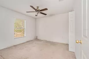 18063 Parrot Rd, Weeki Wachee, FL 34614 - Photo 23